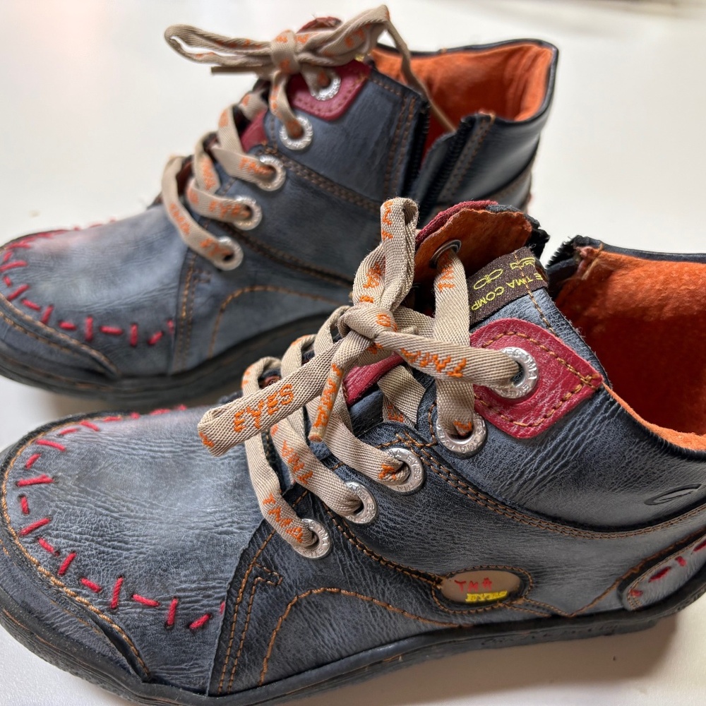 Original TMA Time Eyes Retro Hand-Stitched Hi-Top Shoes